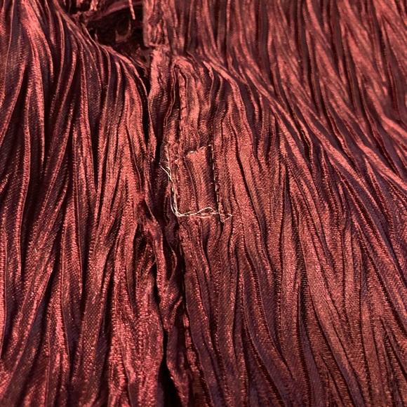 1 LEFT! — 48 Inch Burgundy Tree Skirt with Tasseled Border - Christmas Eve - Picture 8 of 11